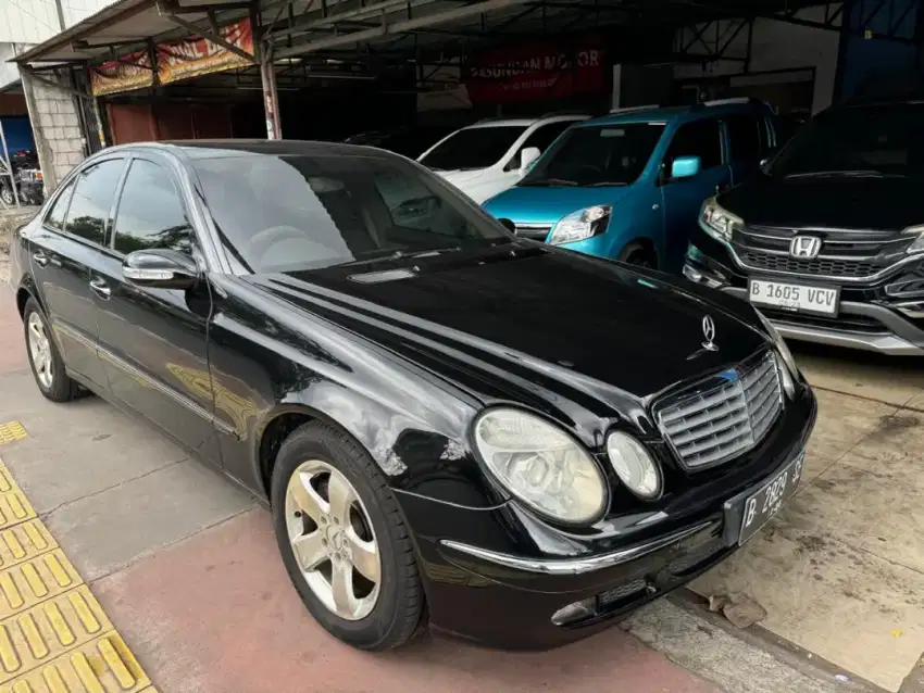 Mercy E240 th2003 AT siap pakai