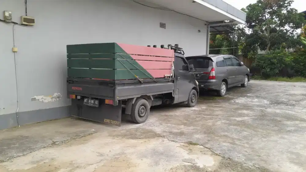 Jasa angkutan barang dalam/luar kota