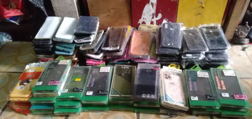 Ada 184 bh sarung hp android brg baru hrg murah ex toko tutup cpt dpt