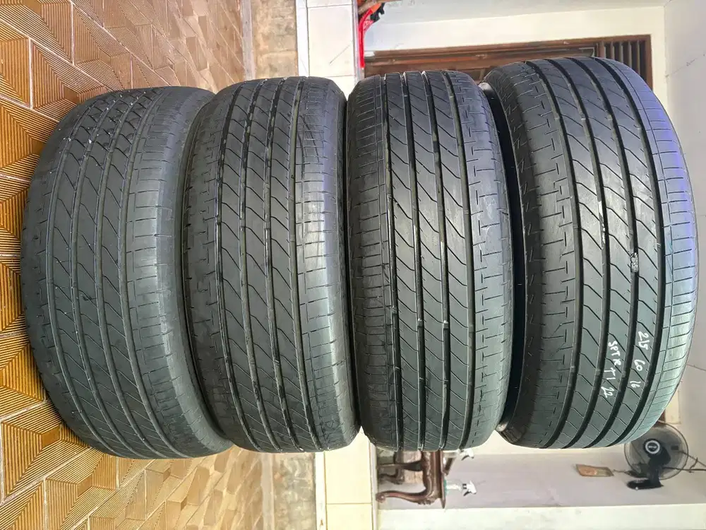 Ban Bridgestone Turanza T005a 215 60 r16 4pcs