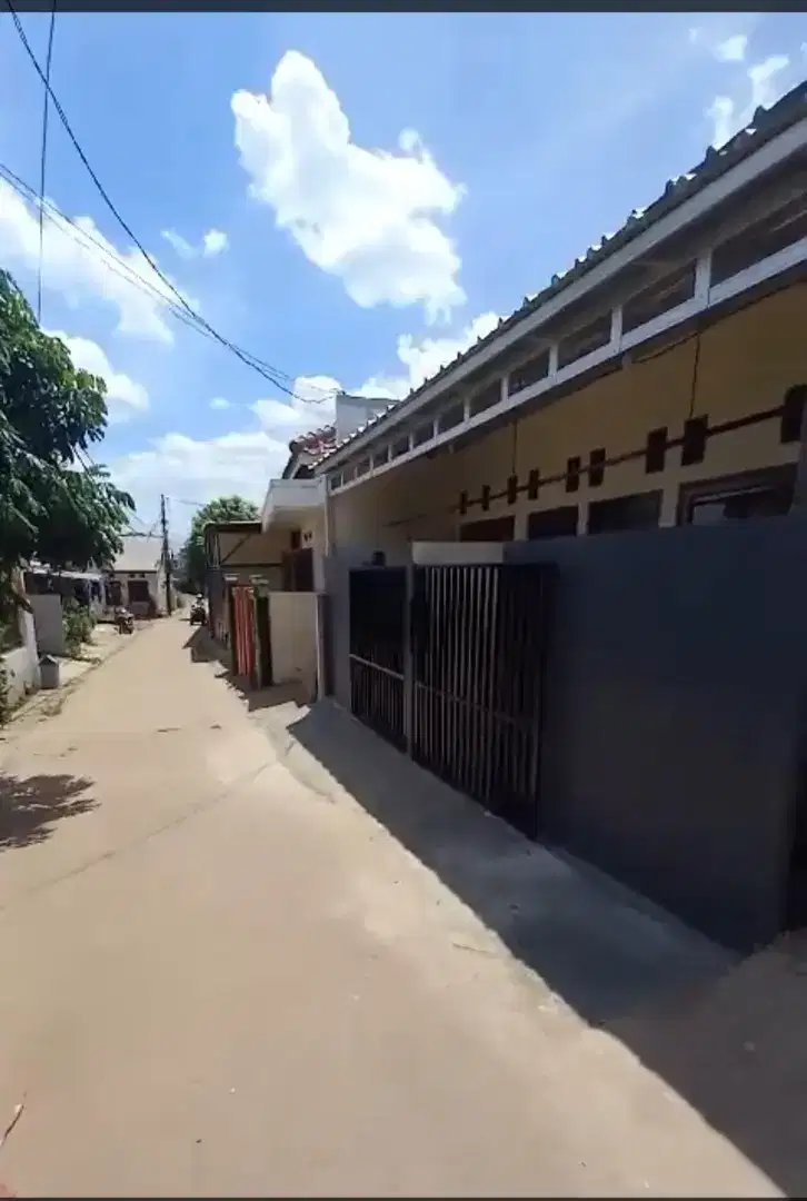 Rumah Kontrakan Ria Jonrey di jalan Galur Cinere
