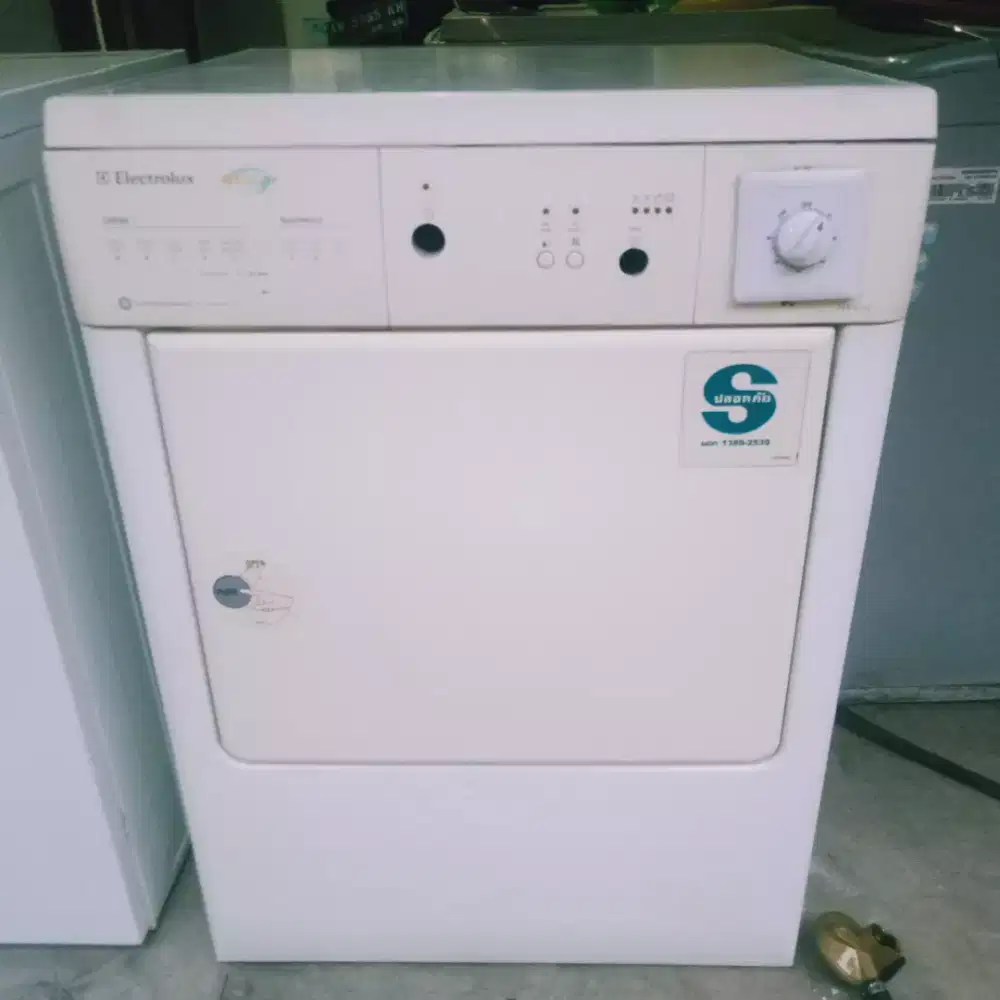 Pengering pakaian elektrolux 7kg