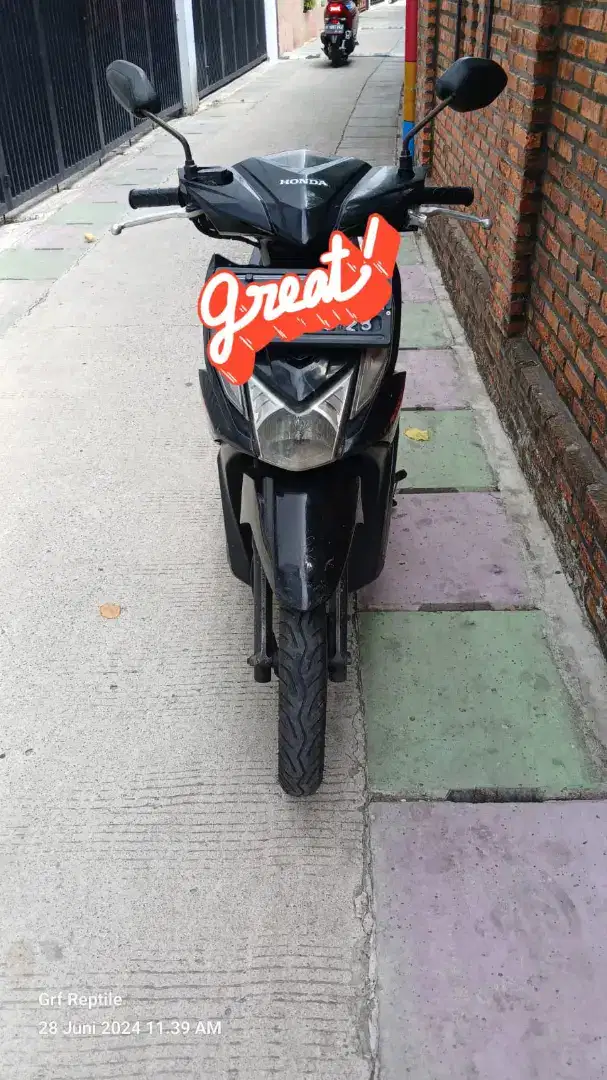 Dijual Motor Honda Beat 2015