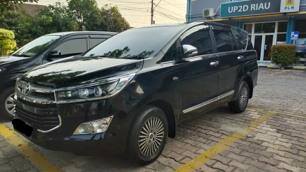 Kijang Innova Reborn Type Q MT