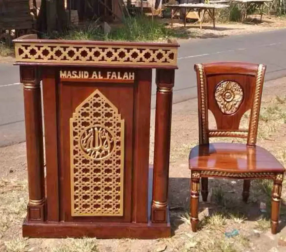 Mimbar masjid model podium