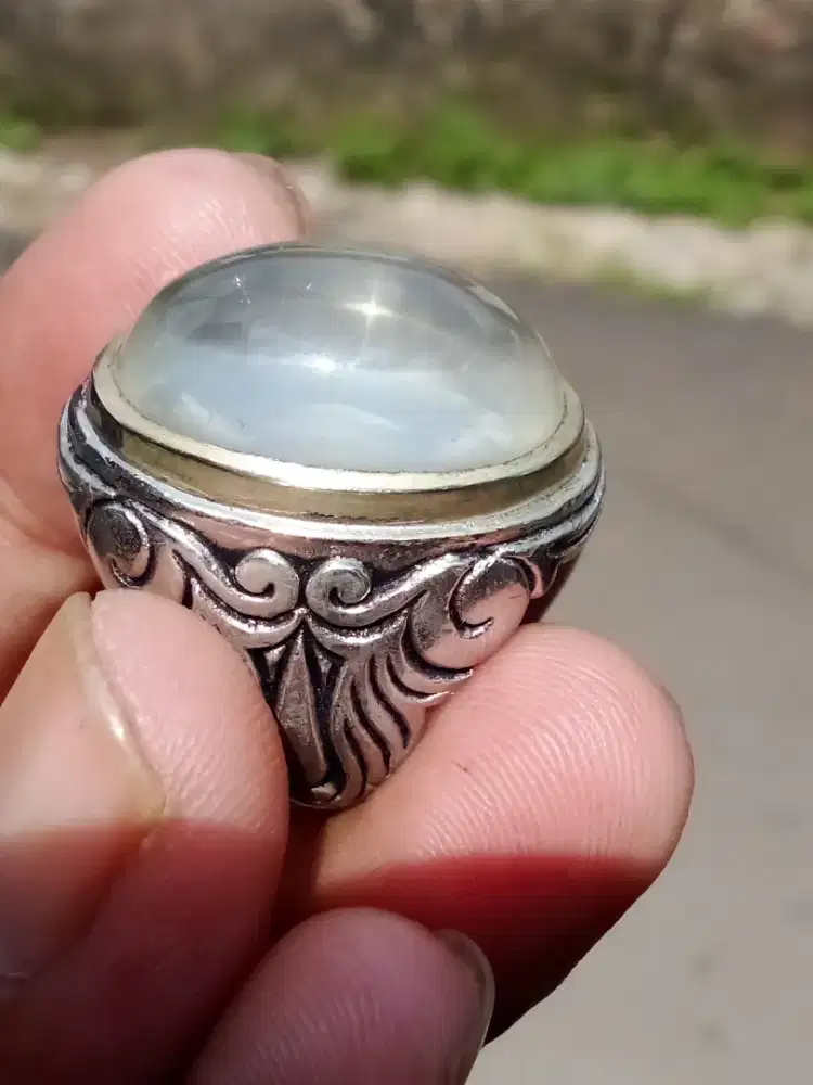 Batu white quartz star