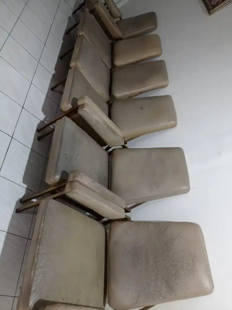 Kursi sofa stainless besi