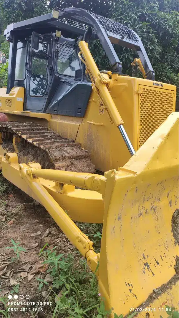 D85 2019 Double Cabin Samarinda 
Dozer KOMATSU