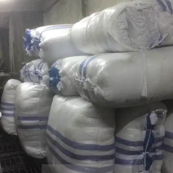Sprei & Bantal Hotel BARU