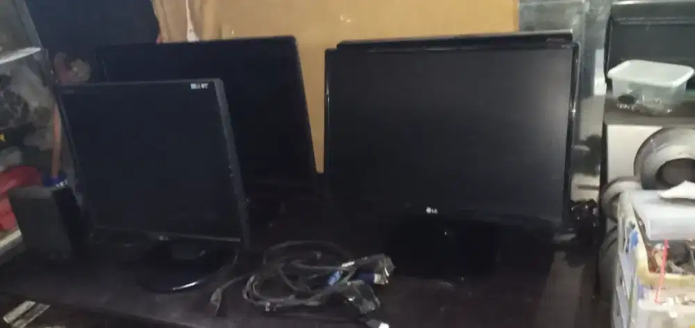 Dijual komputer bekas kantor