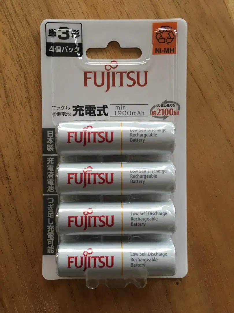 AA Baterai Recharge Eneloop Fujitsu Original