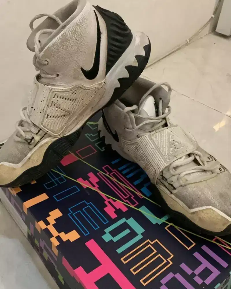 ORI Sepatu Basket NIKE KYRIE 6 EP OREO