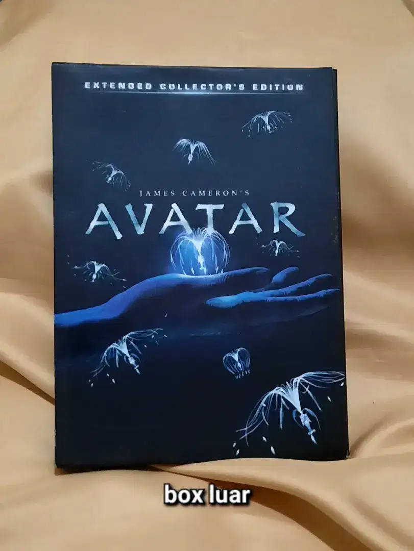 DVD AVATAR  by James Cameron's EXTENDED COLLECTOR'S EDITION