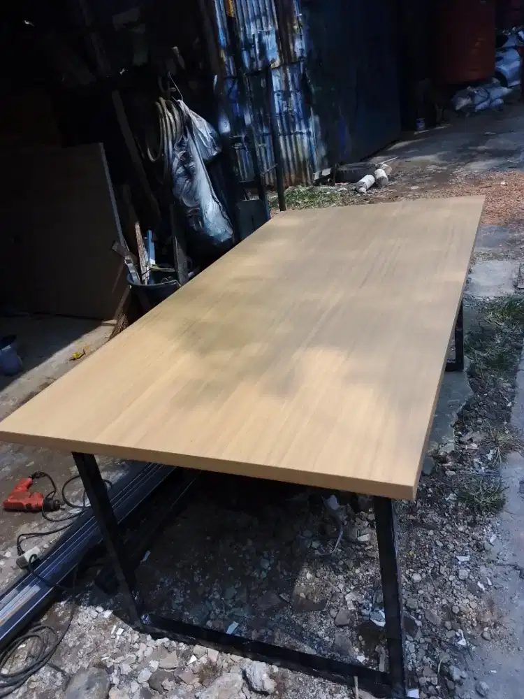 Meja besar 180x90cm