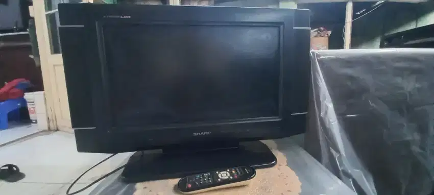 SHARP LCD tv 25 inch