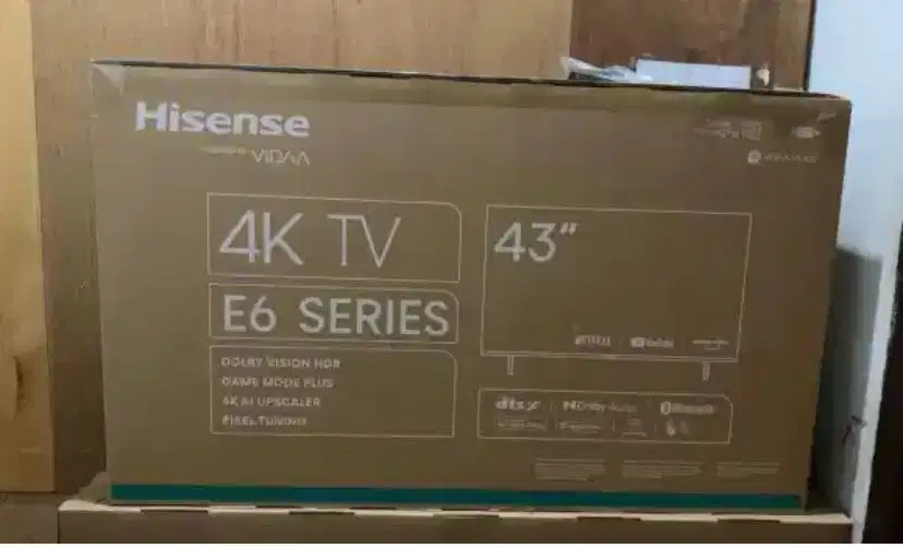 Hisense 4K Smart TV 43E6K Garansi Resmi