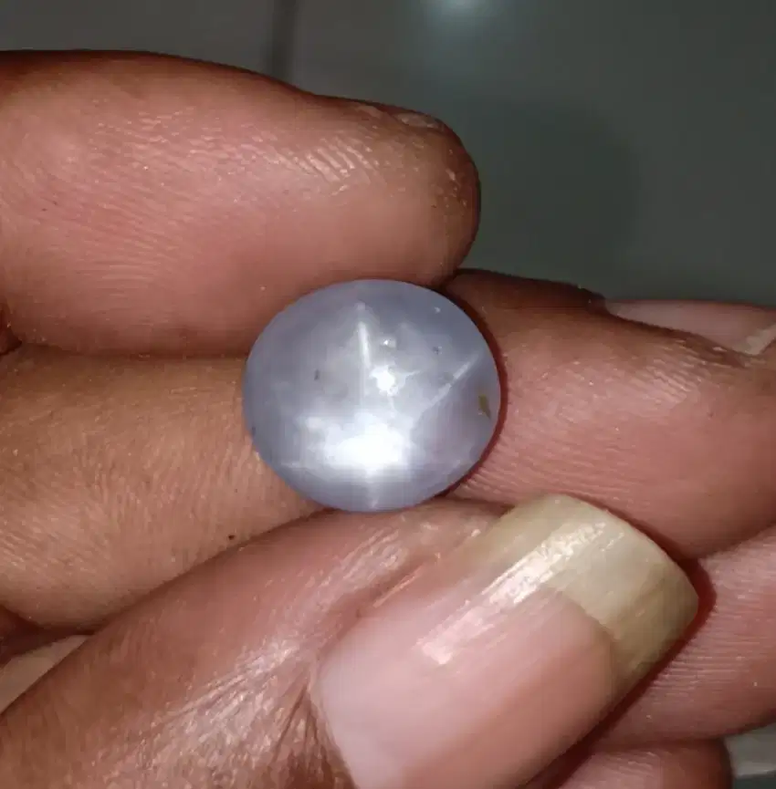 Natural star sapphire Ceylon