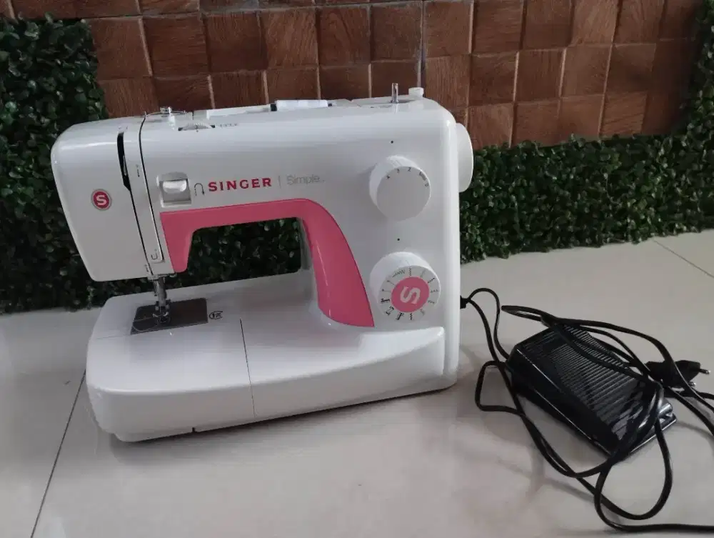 Mesin jahit portabel singer 3210