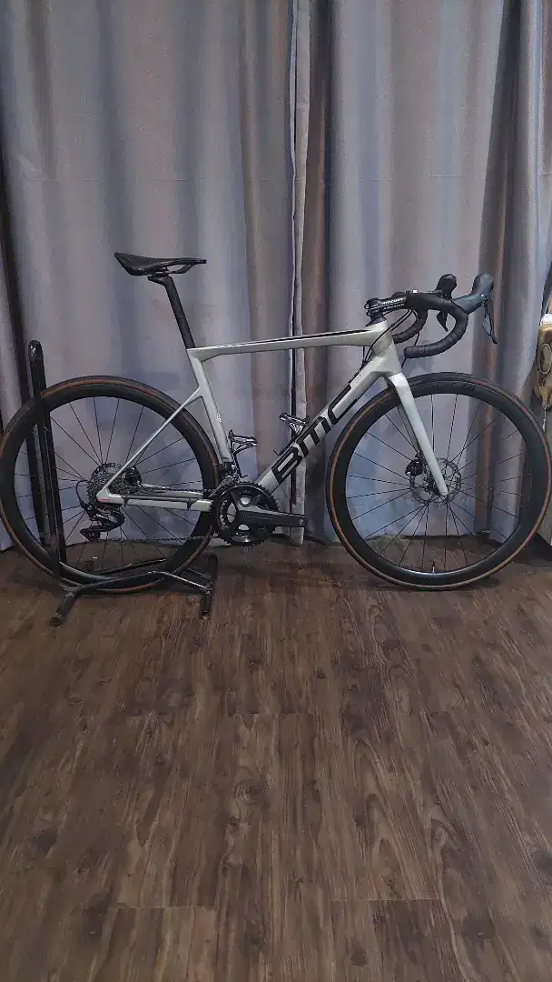 sepeda roadbike bmc slr 04 teammachine like new size 54 ws dt swiss db