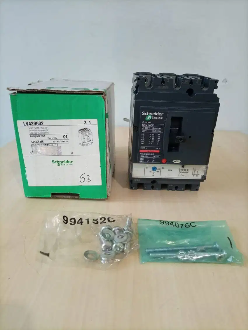 MCCB Schneider NSX100F 3P 63A (36kA) TM63D NSX-100F 3P 63A LV429632