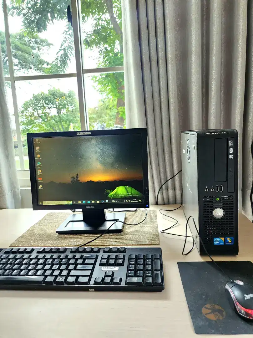 PC DELL Desktop Intel Core 2 Duo FULL SPEC LIKE NEW Mulus banget
