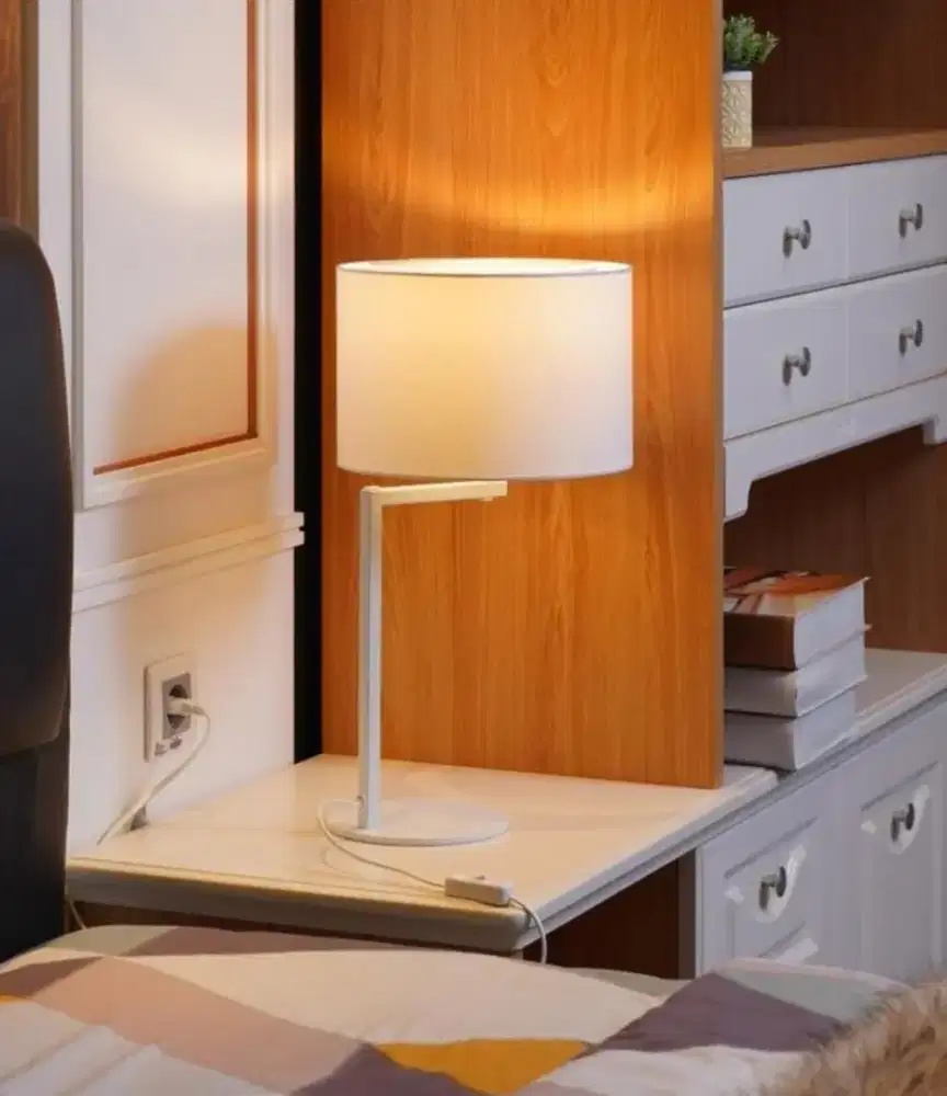 Lampu Meja Informa Minimalis Putih Grego