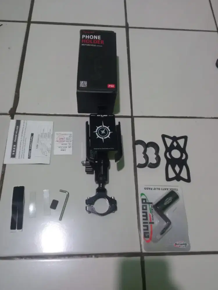 Holder GUB P50 bisa diputar 360 derajat + breket (kondisi baru)
