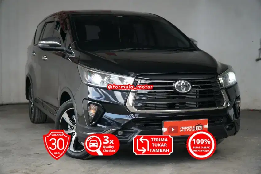 Toyota Innova Venture 2.4 at 2021