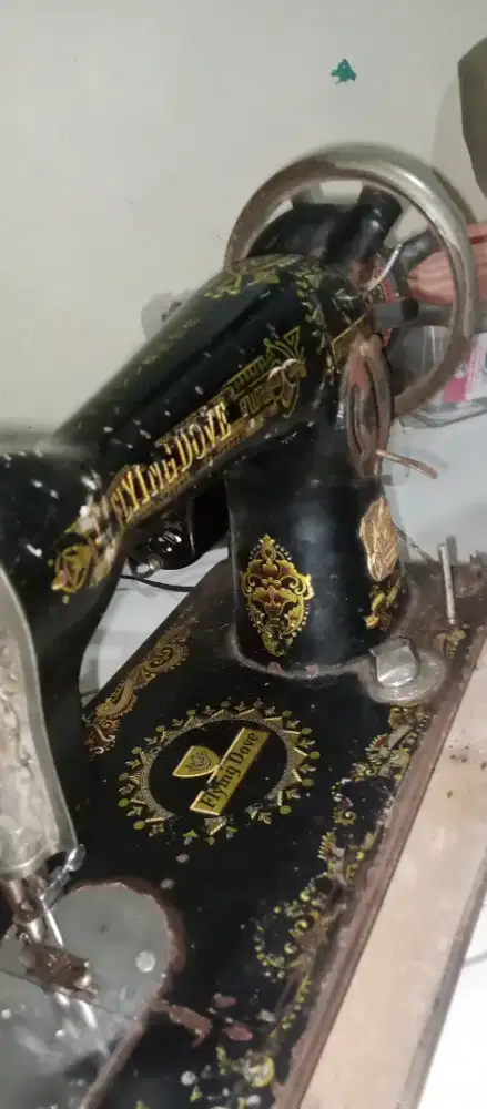 Mesin jahit flying Dove jadul harga nego