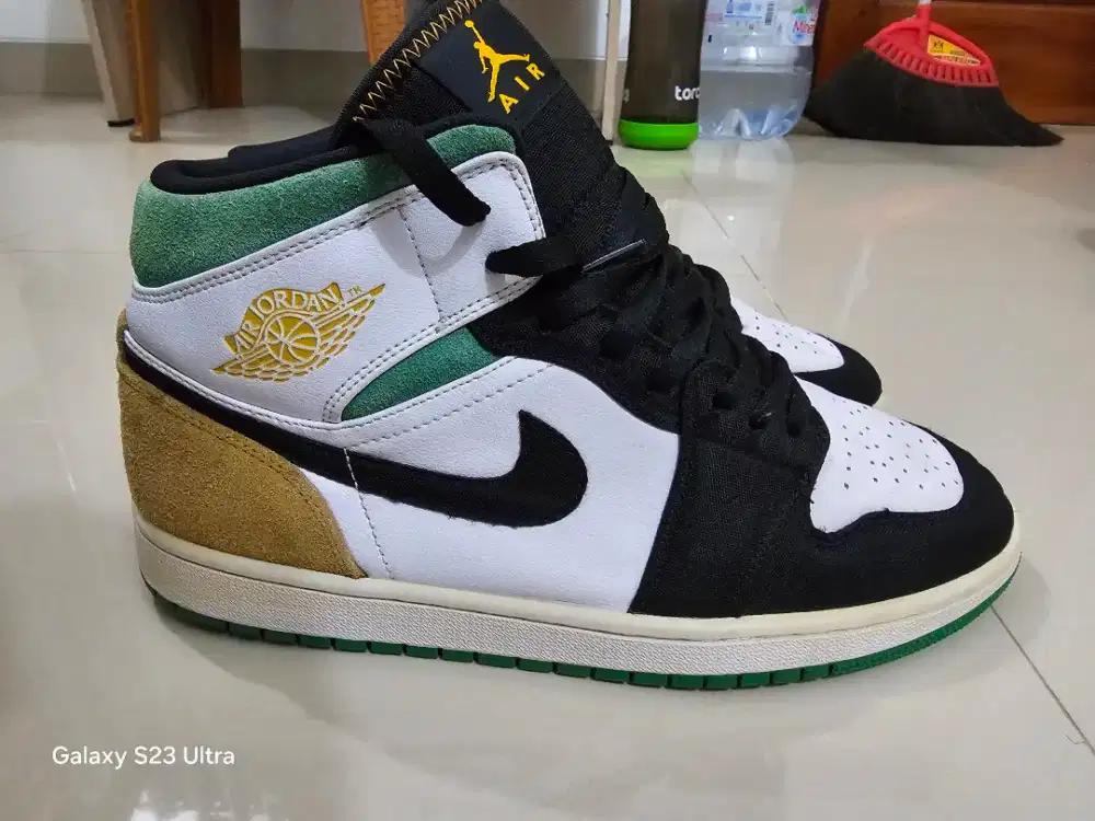 Nike Air jordan MID SE Oakland