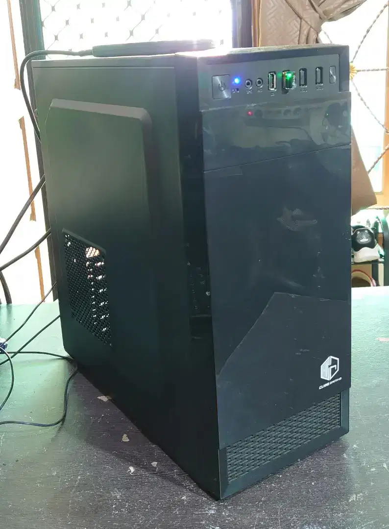 PC/ CPU GAMING Murah A8 7600 Ram 8 Ssd 120gb