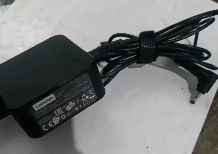 Adaptor Lenovo ori