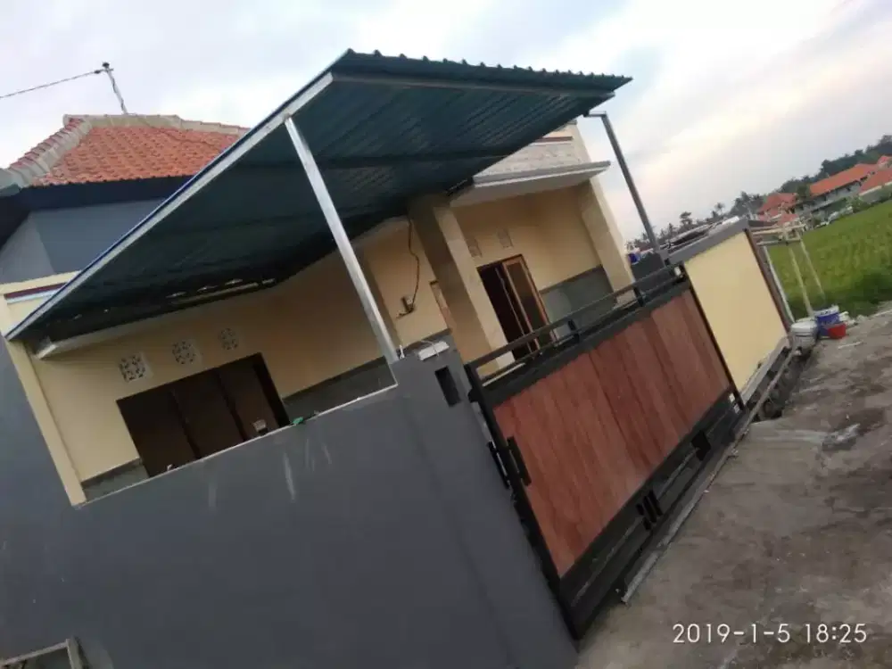 Tukang las panggilan