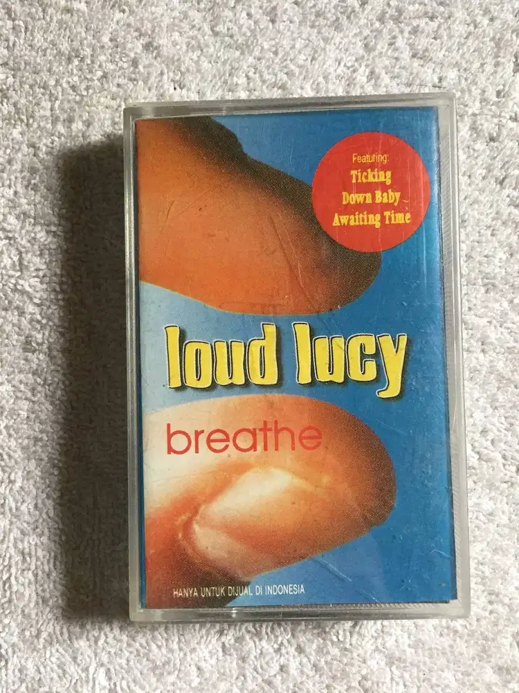 Kaset Pita: Loud Lucy, album: Breathe