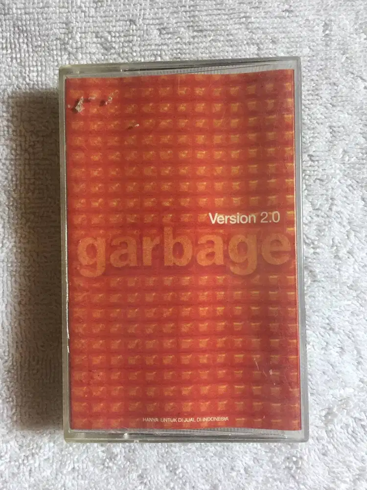 Kaset Pita: Garbage, album: Version 2.0