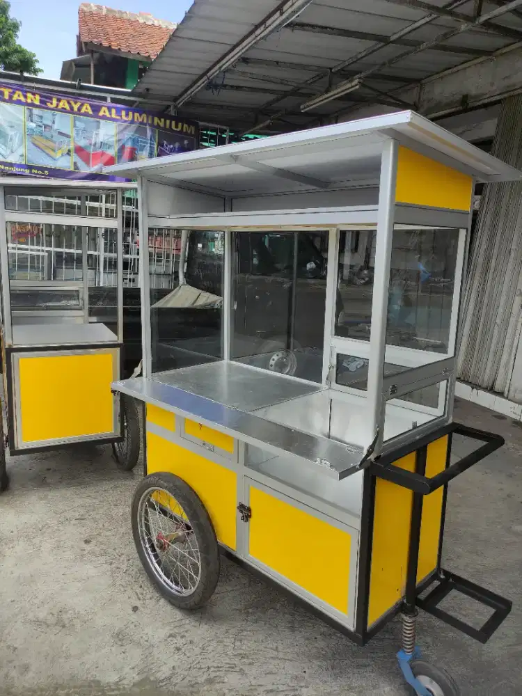 Gerobak roda jualan bahan plat ACP