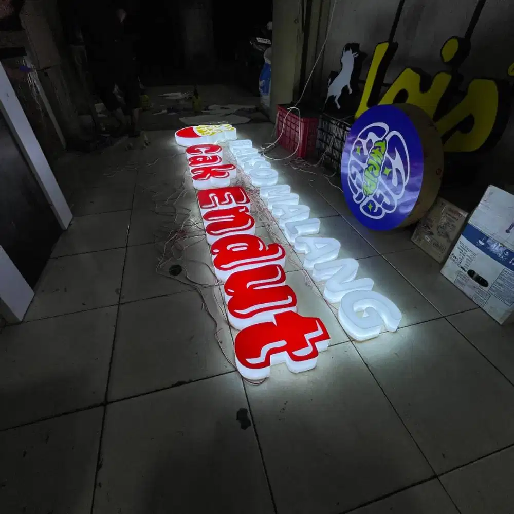 Huruf timbul | papan nama | neon box | reklame | akrilik | billboard