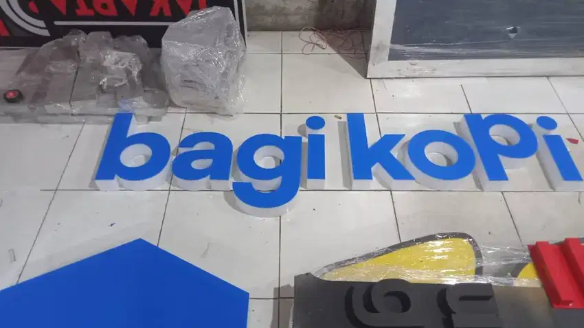 Huruf timbul | papan nama | neon box | reklame | akrilik | billboard