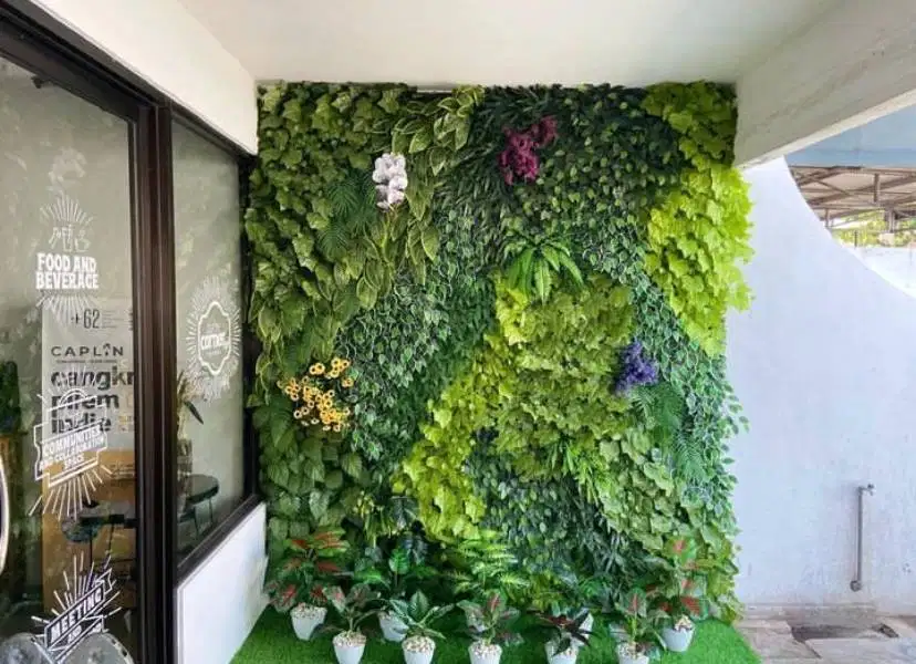 Vertical Garden Sintetis / Taman Dinding Plastik