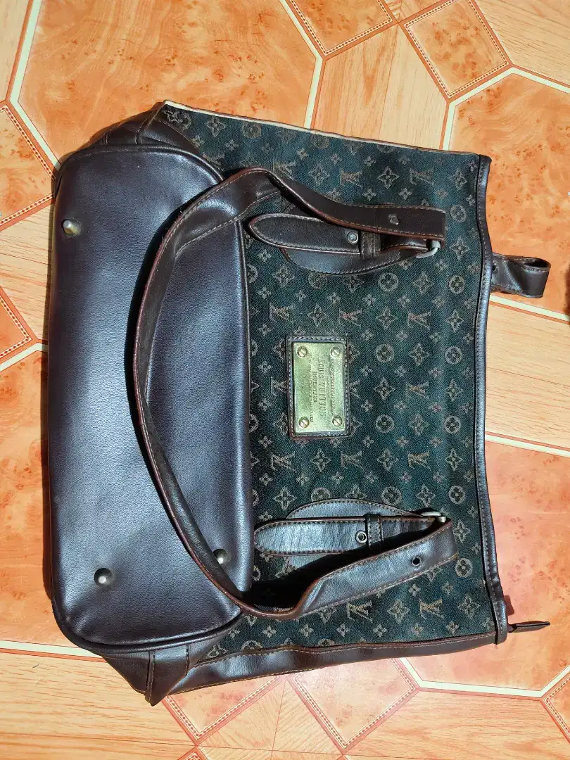 Dijual Tas Louis Vuitton model cakep