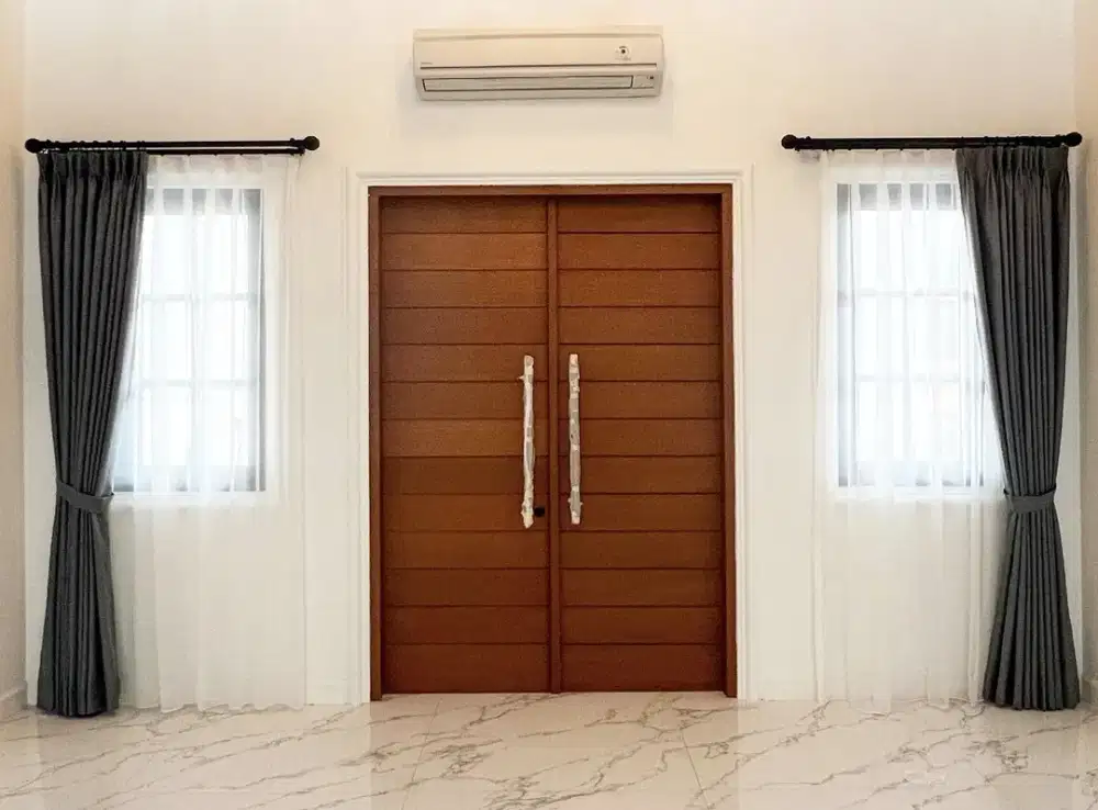 Gordyn costum ukuran/gorden minimalis blackout/tirai blinds kantor