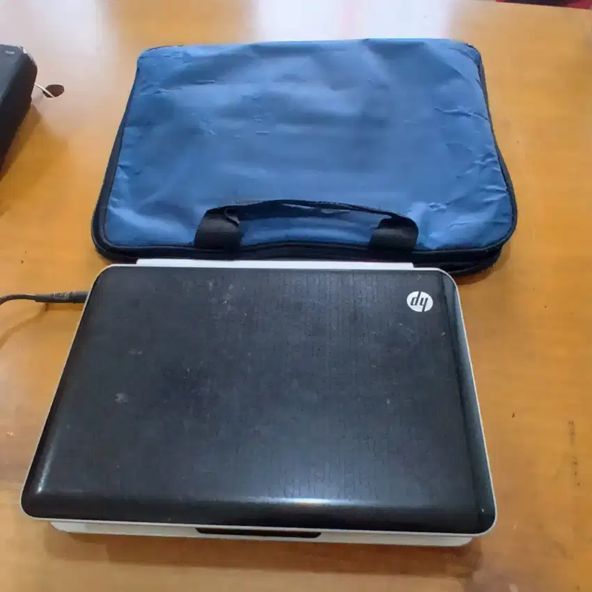 Laptop Merk HP tipe Pavilion DM1