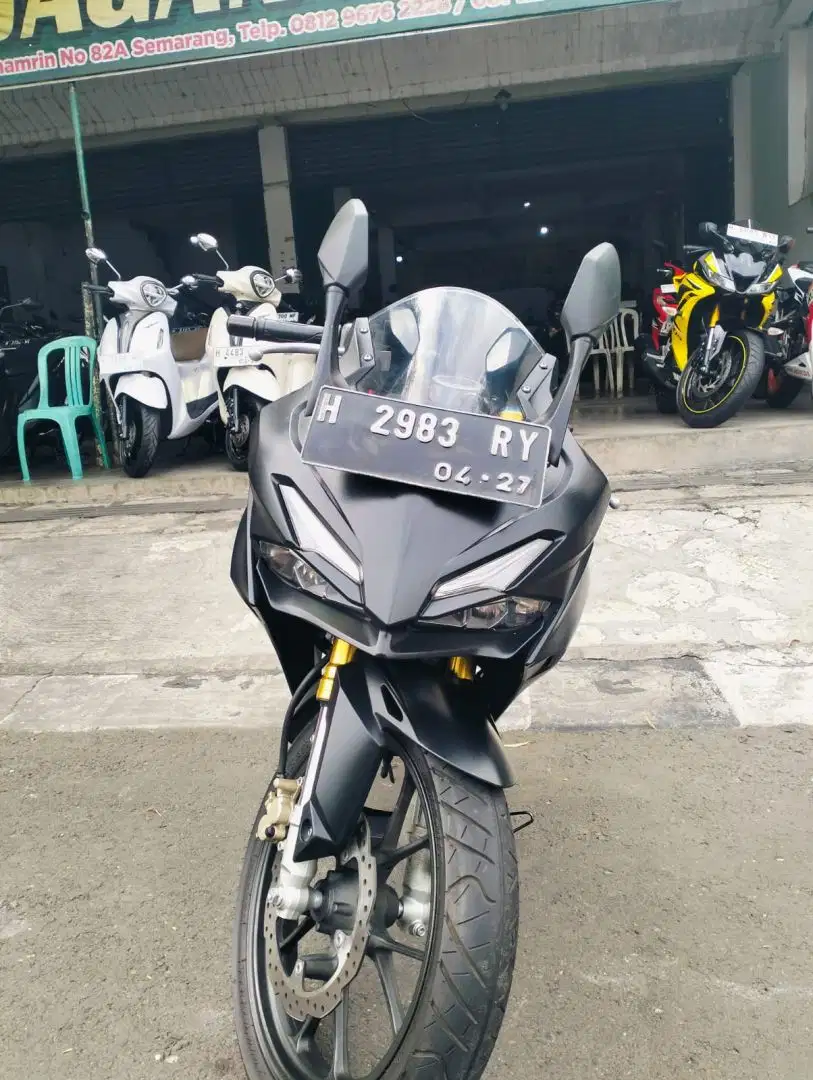 Honda CBR 150 R tahun 2022