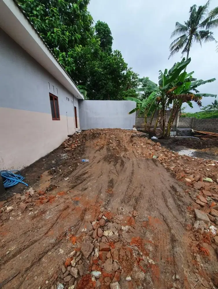 Tanah urug puing bangunan jogja