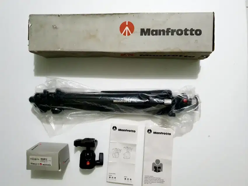 Tripod Manfrotto 190XPROB made in Italy & Ball Head 486RC2