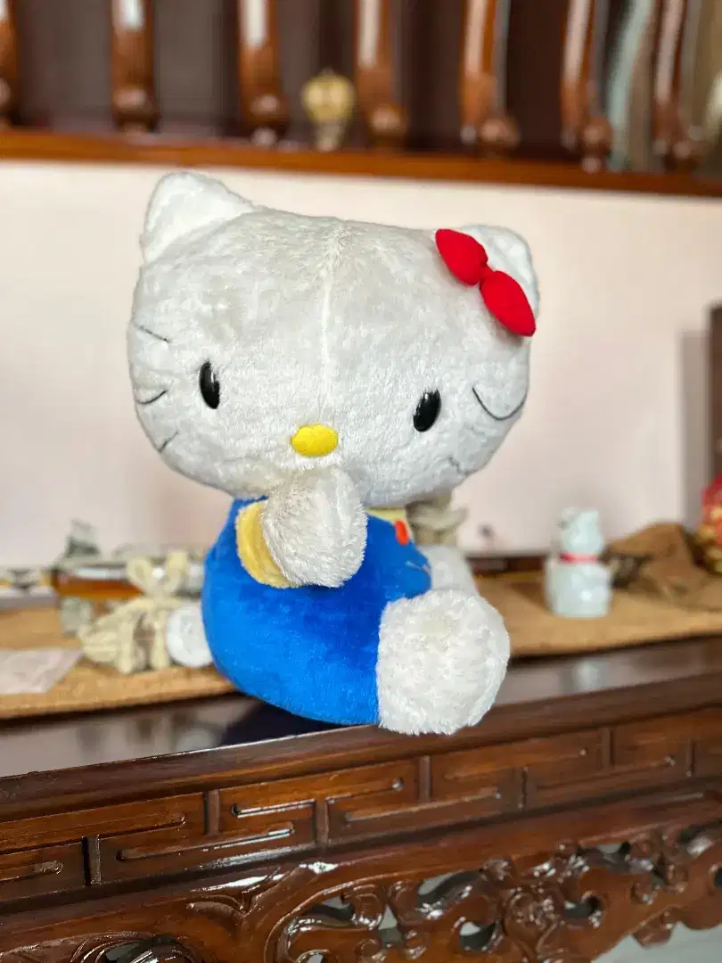 Boneka hello kitty