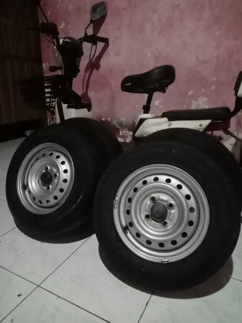 Velg kaleng R13 ori Daihatsu Sigra for agya calya carry grandmax dll