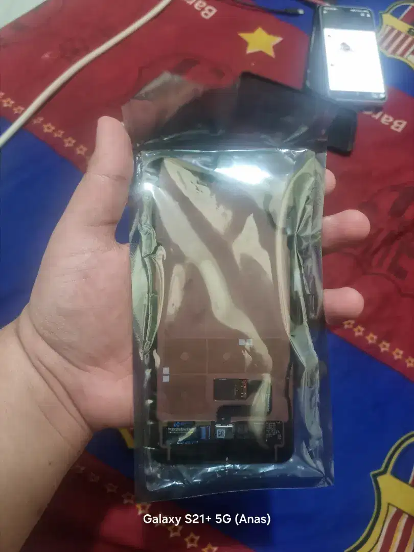LCD SAMSUNG S21+(Copotan)MINUS