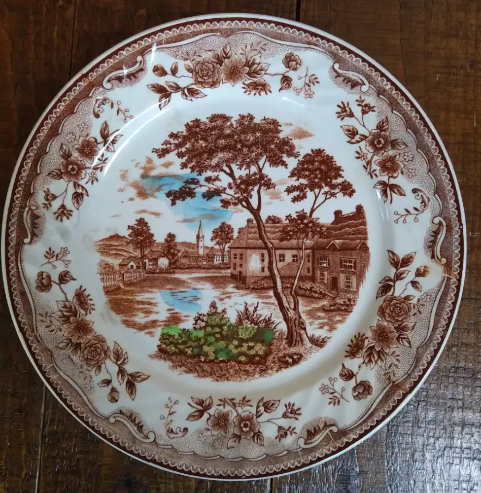 Piring Hias JOHN & SONS RETAKSERIBU, ANTIK, CLASSIC & CANTIK. NO MINUS