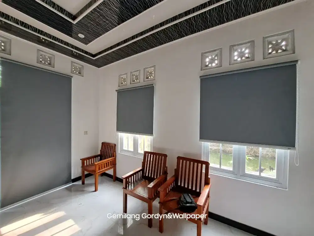 Roller Blind / Tirai / Gorden